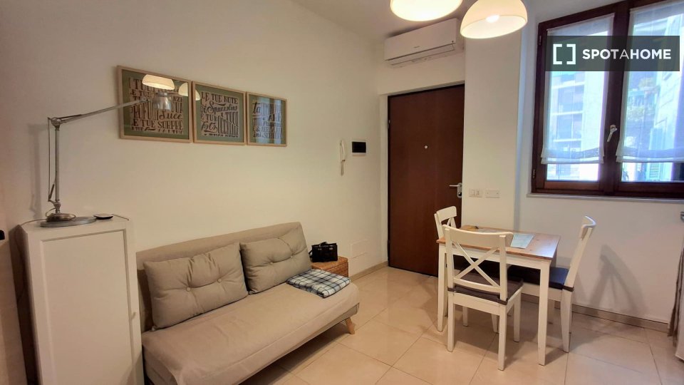 Apartment Milan, 1 bed — photo 30
