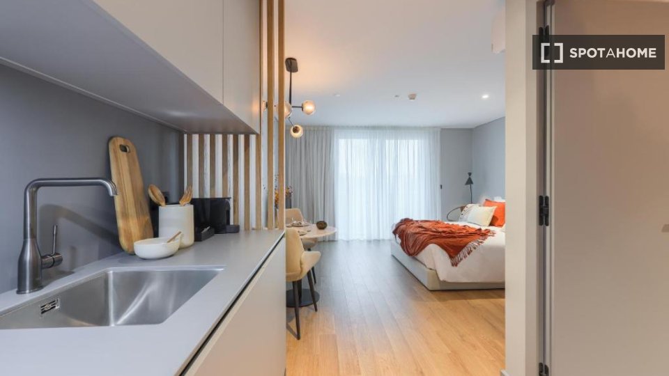 Apartment mono Porto, 25m² — photo 10