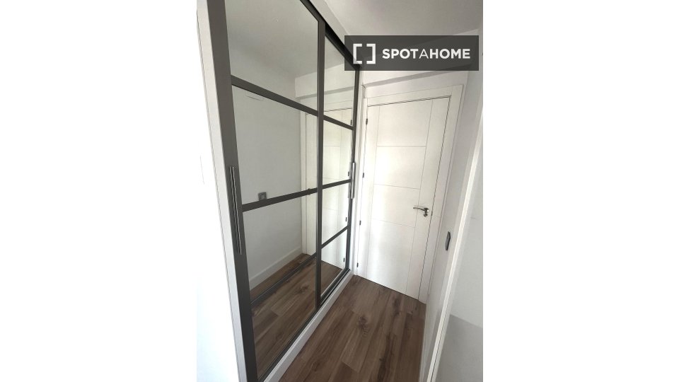 Apartment Madrid, 4 beds — photo 10