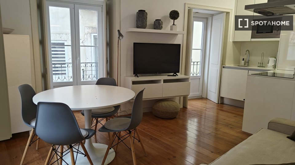 Apartment mono Lisbon, 45m² — photo 9