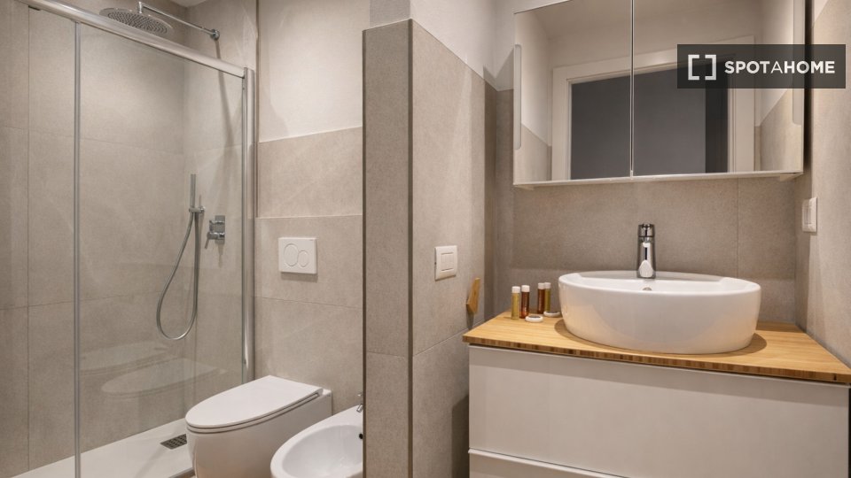Apartment Milan, 1 bed, 43m² — photo 16