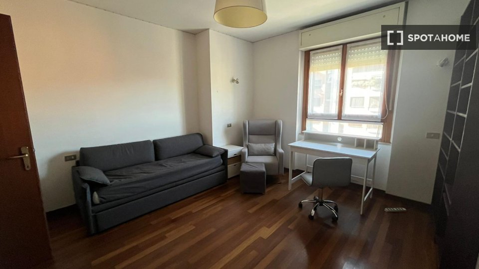 Double room Milan, 2 beds — photo 1