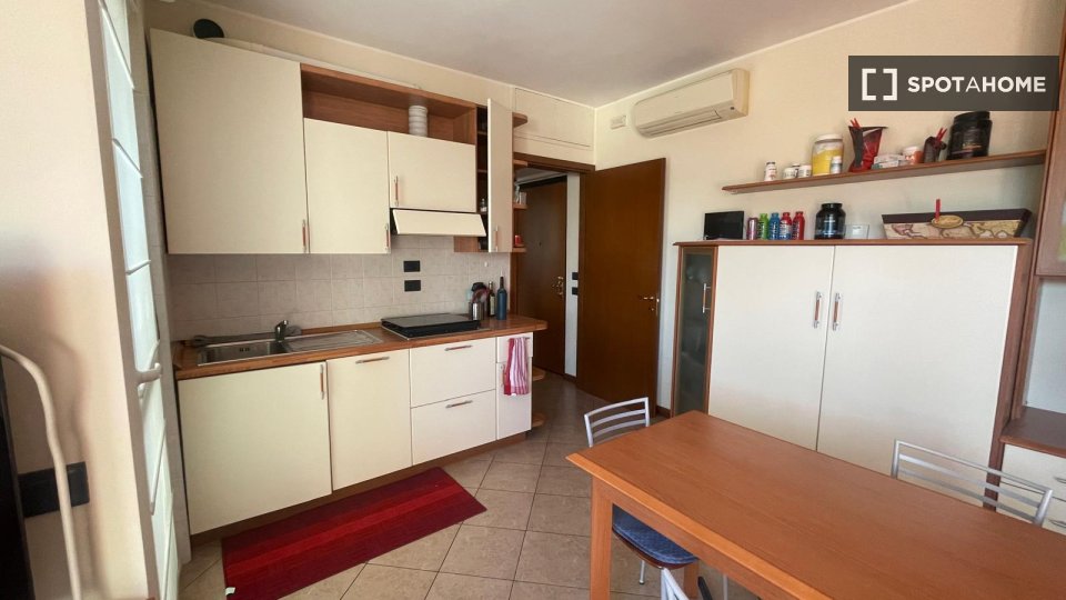 Apartment Milan, 1 bed, 55m² — photo 16