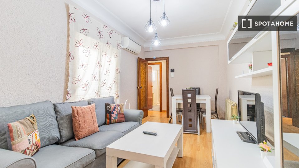Apartment Zaragoza, 3 beds, 82m² — photo 8