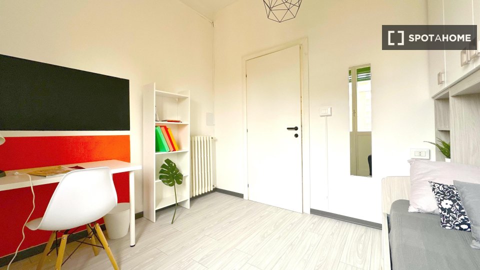 Double room Bologna, 3 beds — photo 3