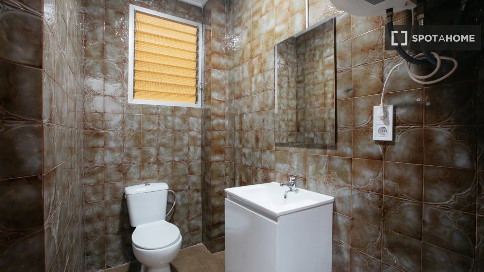 Double room Valencia, 5 beds — photo 14