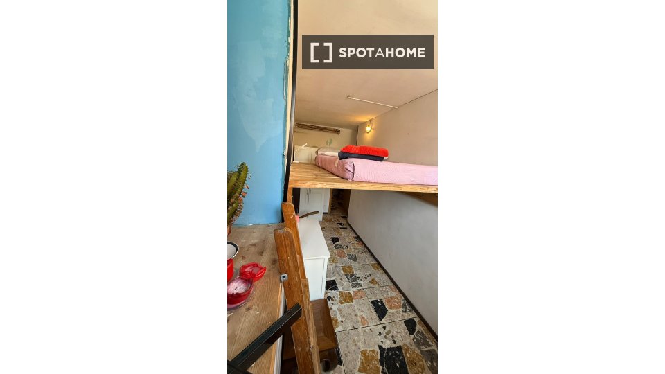Double room Rome, 4 beds, 120m² — photo 34