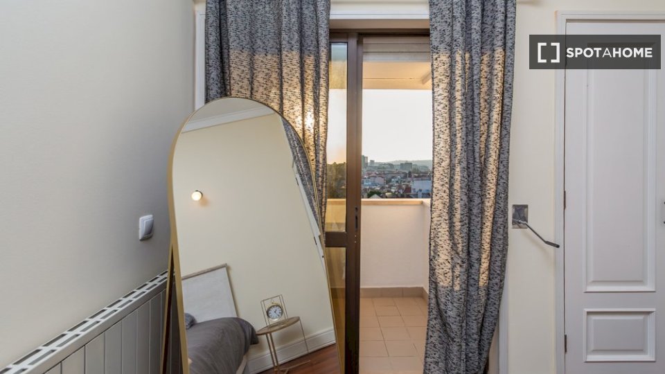 Double room Lisbon, 8 beds — photo 3
