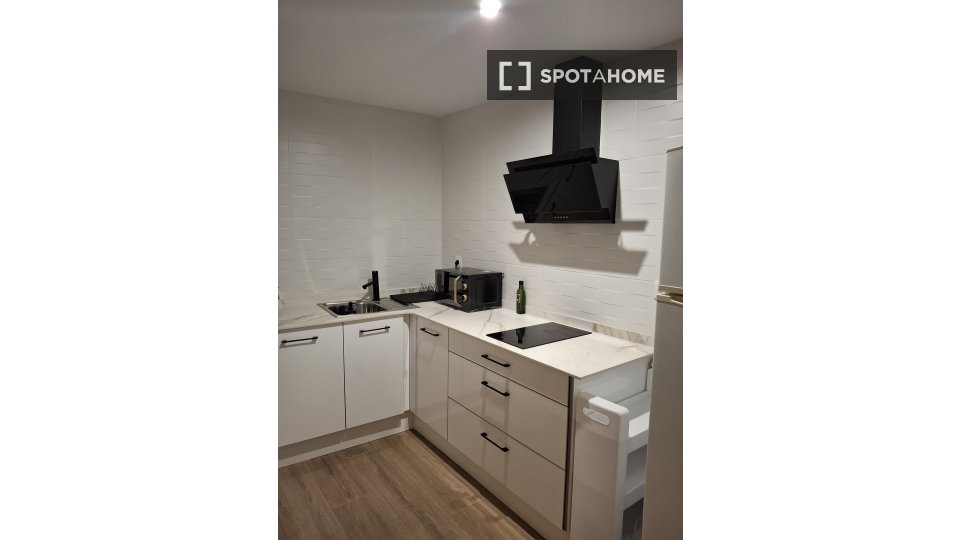 Apartment Valencia, 1 bed, 40m² — photo 7