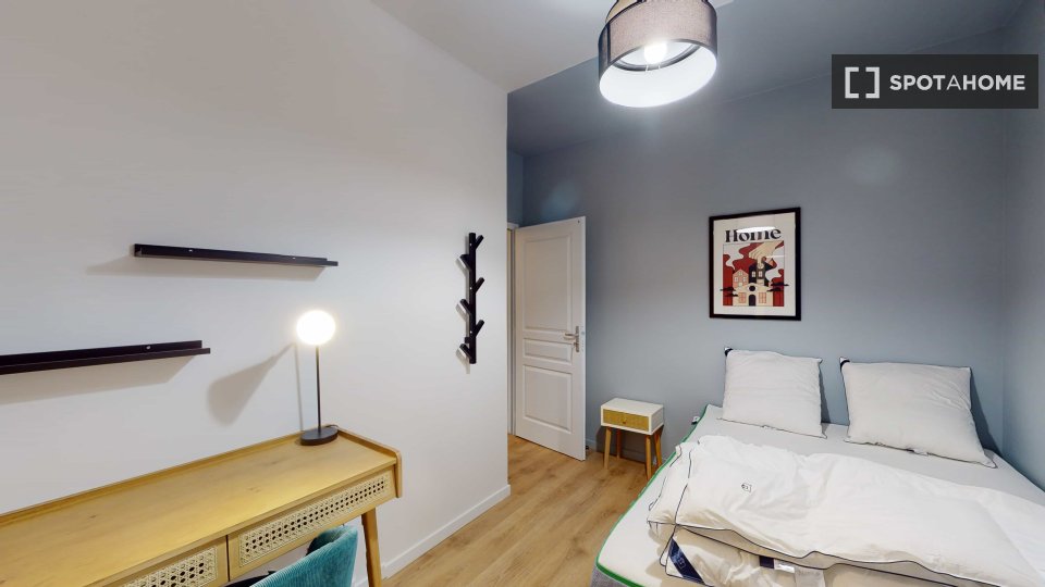 Double room Lille, 18 beds — photo 8