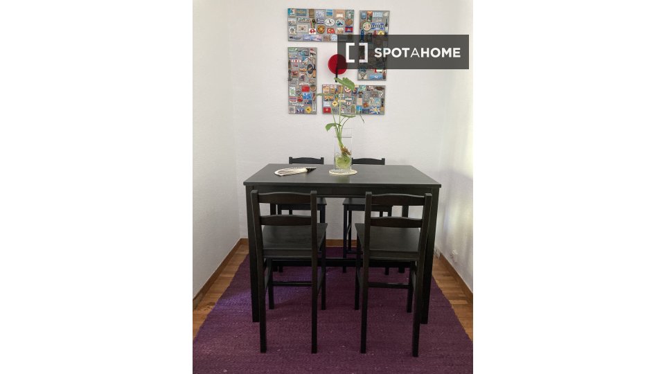 Double room Barcelona, 3 beds, 90m² — photo 11
