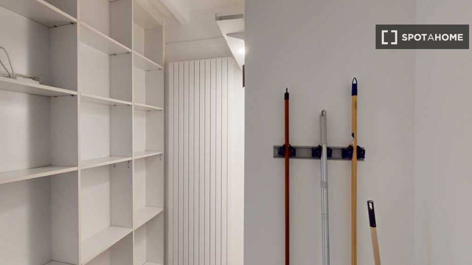 Double room Paris, 4 beds, 120m² — photo 4