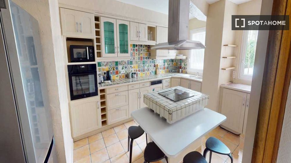 Double room Paris, 7 beds, 150m² — photo 10