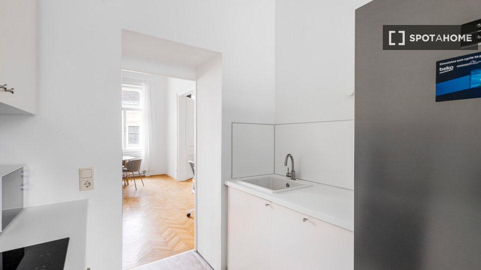 Apartment Vienna, 2 beds, 99m² — photo 11