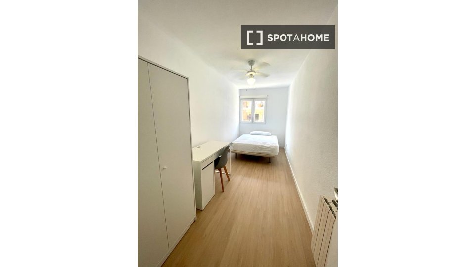 Chambre double Valence, 5 chambres — photo 6