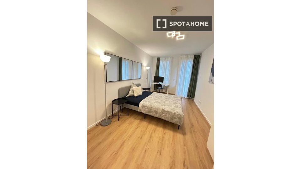 Apartment Munich, 4 beds — photo 1
