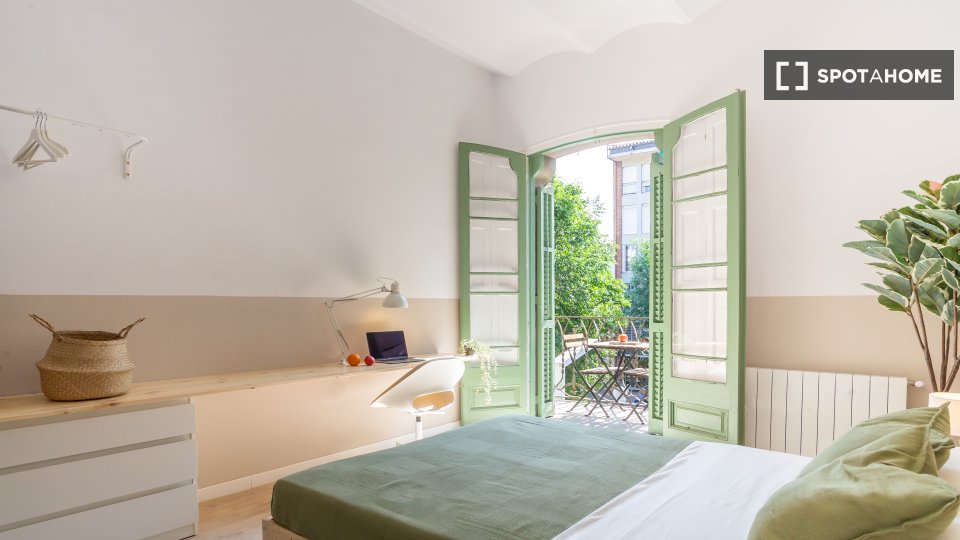 Double room Barcelona, 4 beds, 90m² — photo 18