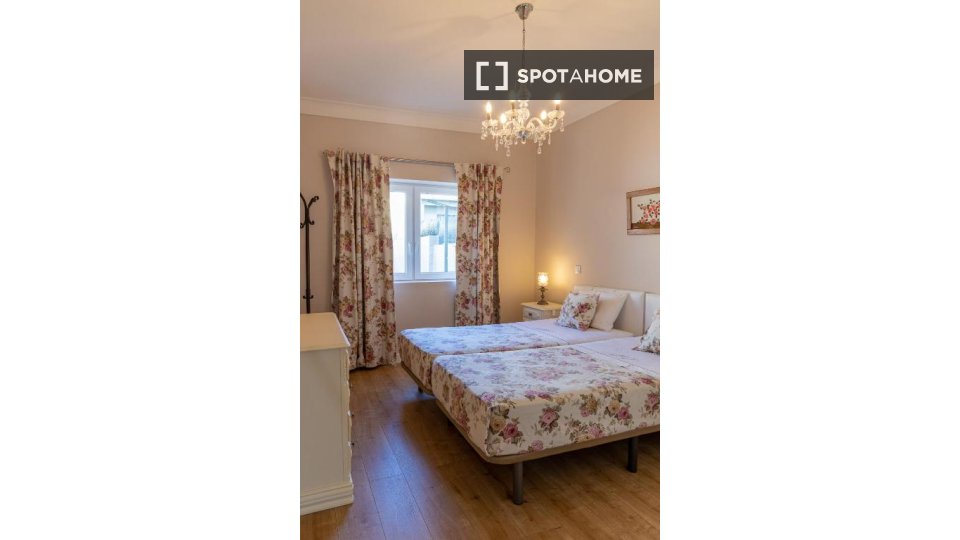 Apartment Porto, 2 beds, 80m² — photo 15