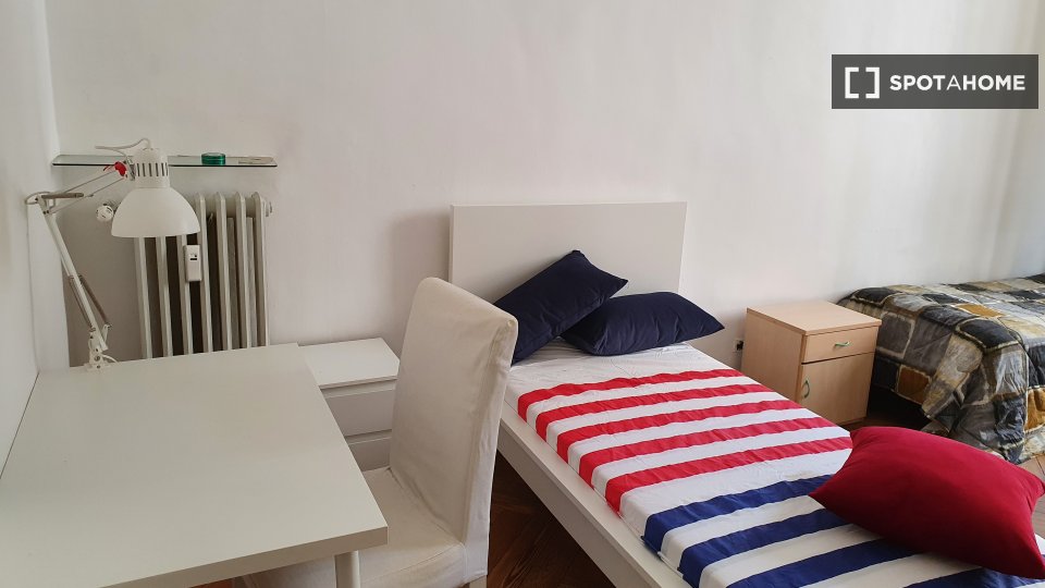 Double room Turin, 5 beds, 156m² — photo 1