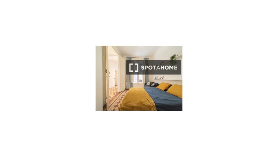 Double room Barcelona, 8 beds, 210m² — photo 16