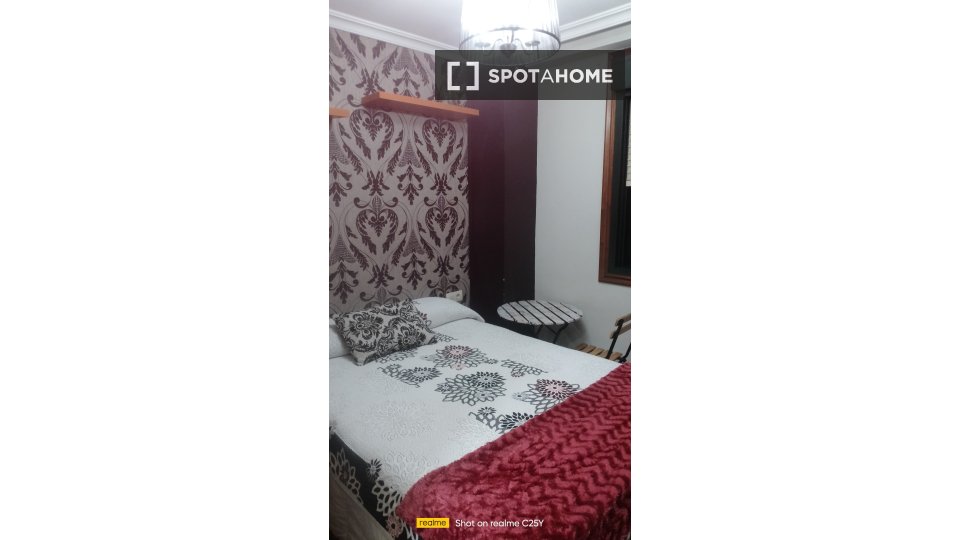 Double room Vigo, 3 beds, 65m² — photo 12