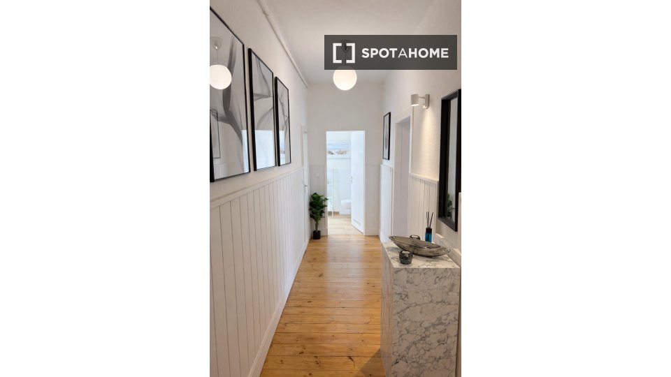 Double room Berlin, 3 beds, 20m² — photo 13