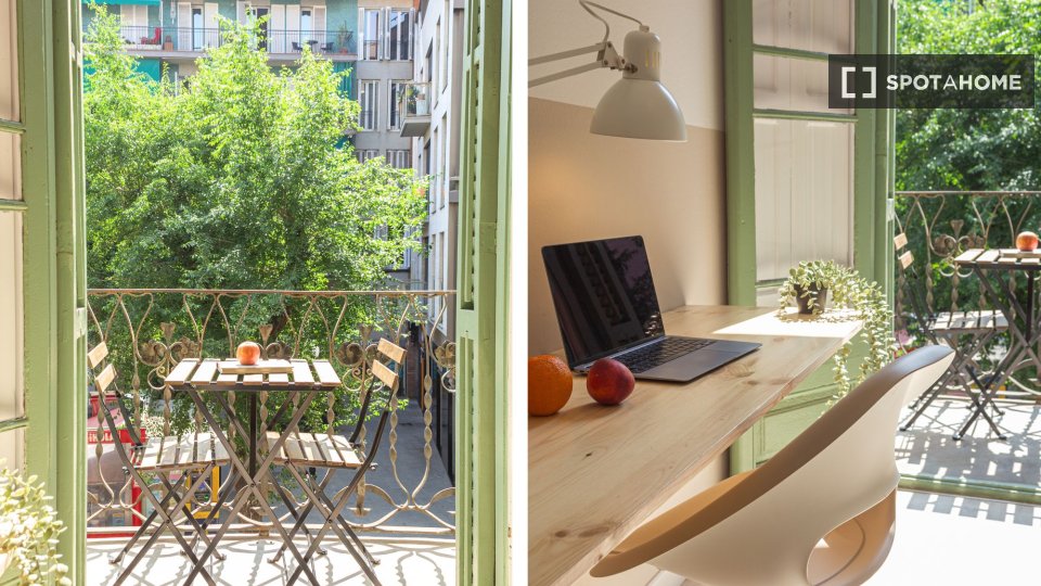 Double room Barcelona, 4 beds, 90m² — photo 16