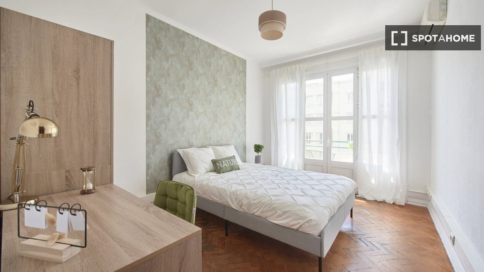 Double room Lisbon, 8 beds — photo 8