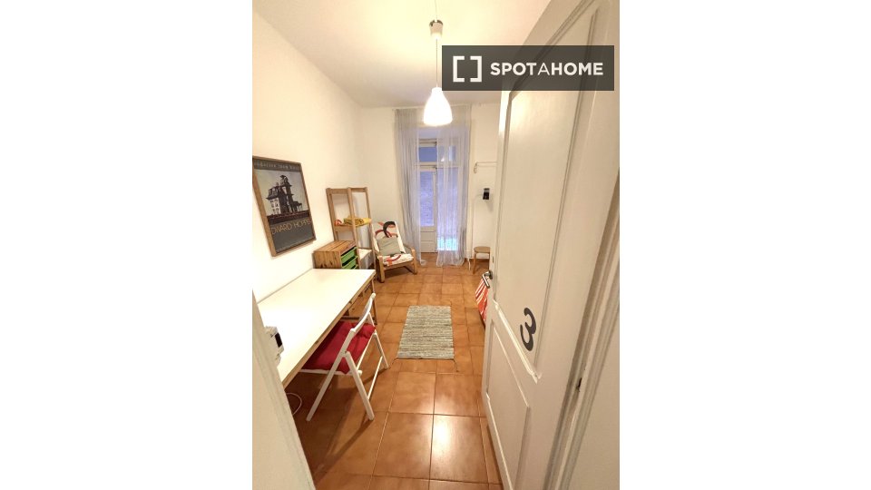 Double room Lisbon, 6 beds — photo 64