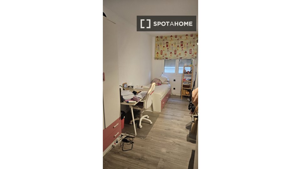 Double room Barcelona, 1 bed, 100m² — photo 9