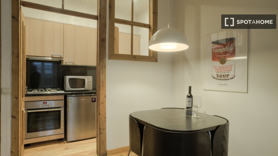 Apartment mono Lisbon, 55m² — photo 12