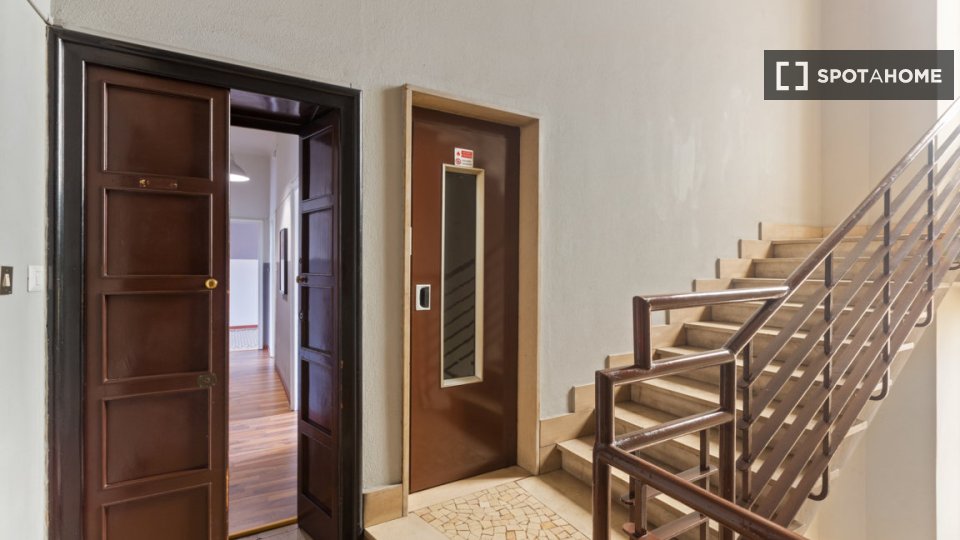 Double room Milan, 2 beds, 85m² — photo 16
