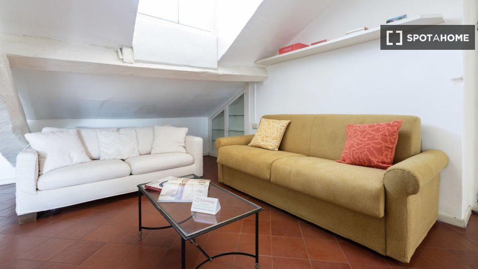 Apartment Milan, 1 bed, 80m² — photo 1