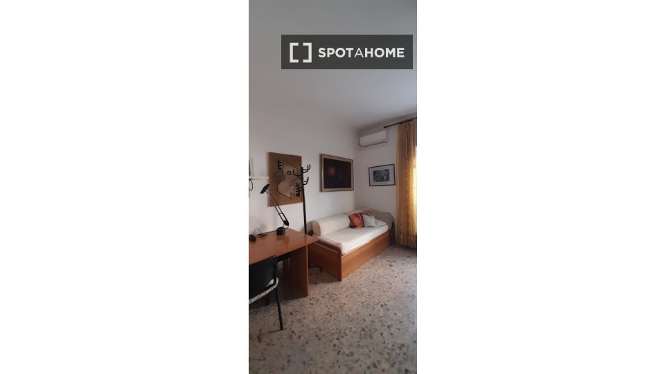Double room Rome, 2 beds, 65m² — photo 40