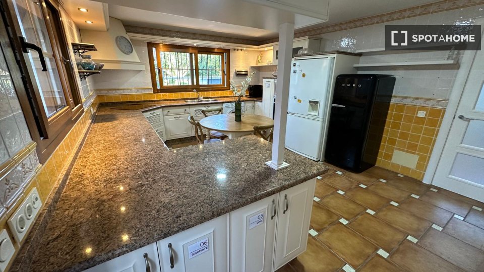 Double room Malaga, 9 beds, 25m² — photo 11