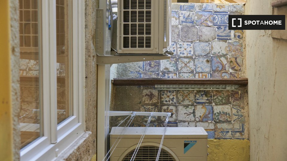 Apartment Lisbon, 1 bed — photo 7