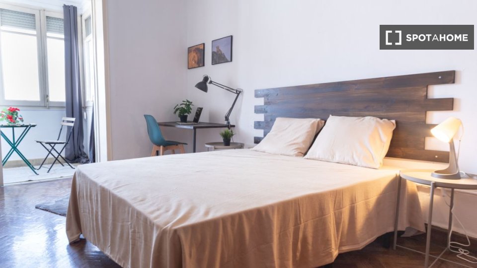 Double room Barcelona, 9 beds, 210m² — photo 19