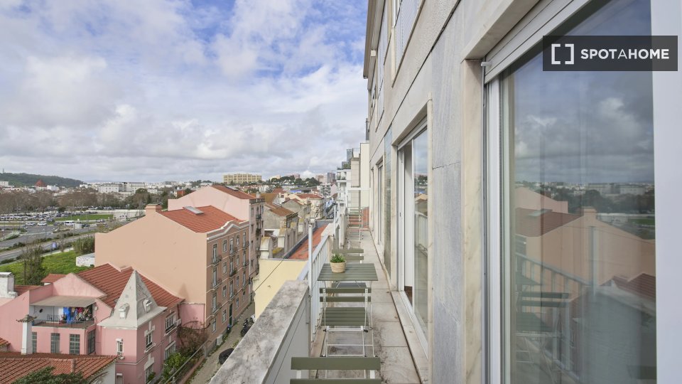 Double room Lisbon, 7 beds — photo 15