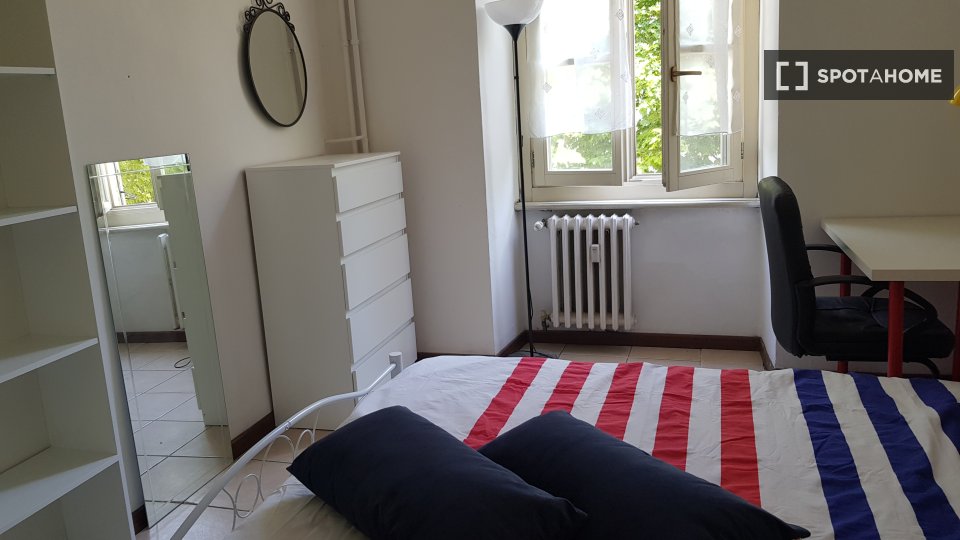 Double room Turin, 5 beds, 122m² — photo 14