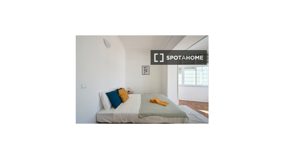 Double room Lisbon, 7 beds — photo 7