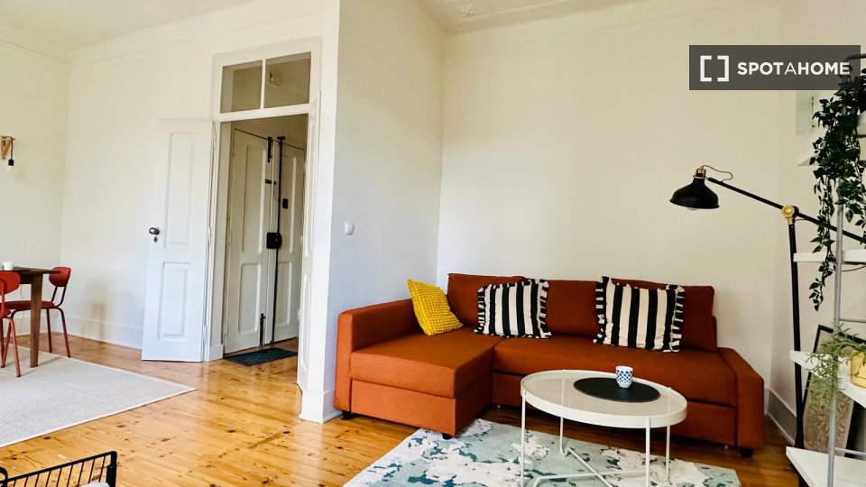Apartment Lisbon, 3 beds — photo 12