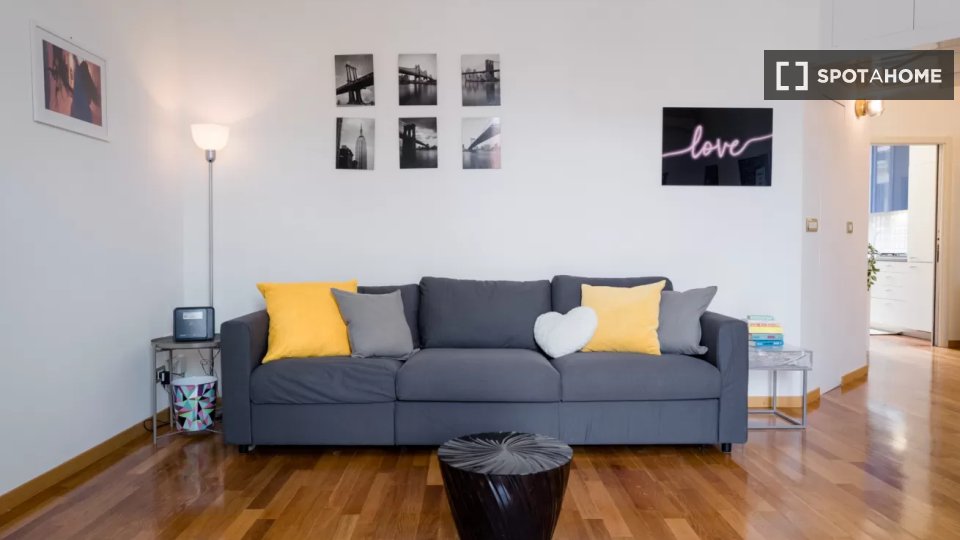 Apartment Milan, 1 bed, 76m² — photo 3