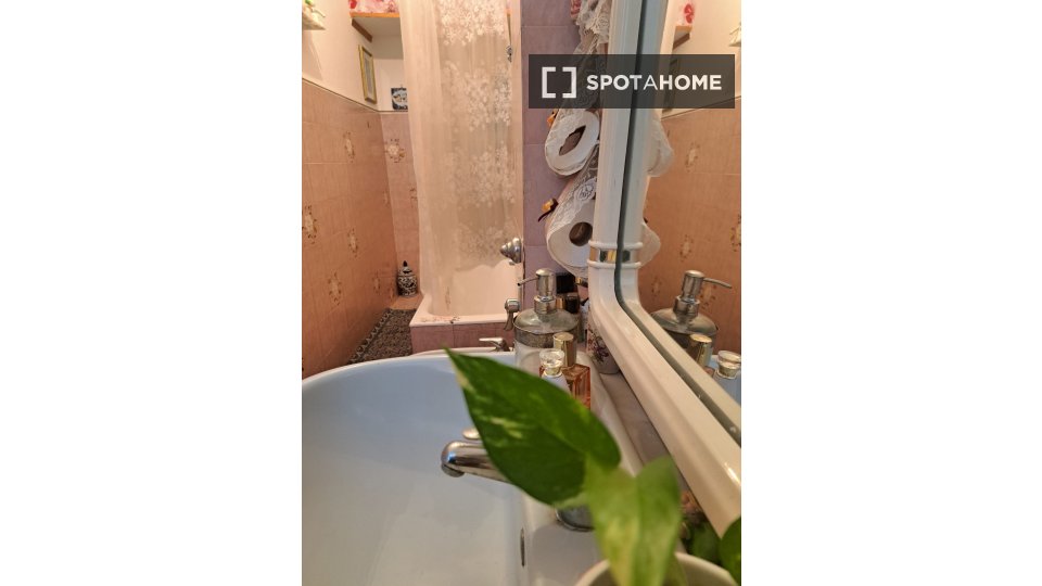 Double room Milan, 2 beds, 78m² — photo 18