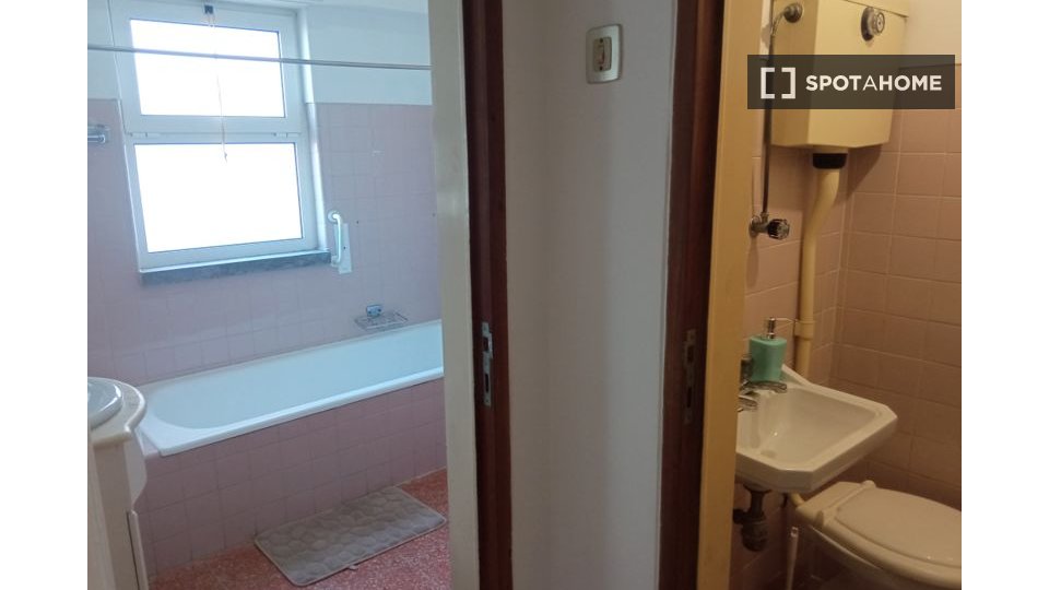 Apartment Lisbon, 2 beds — photo 3
