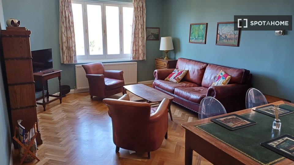 Apartment London, 2 beds, 70m² — photo 1