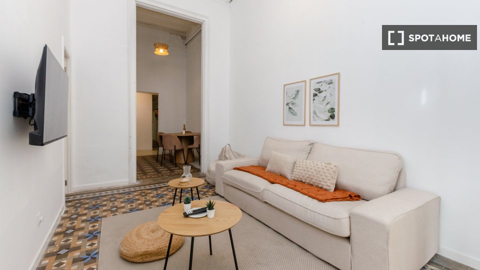 Double room Barcelona, 10 beds, 252m² — photo 6