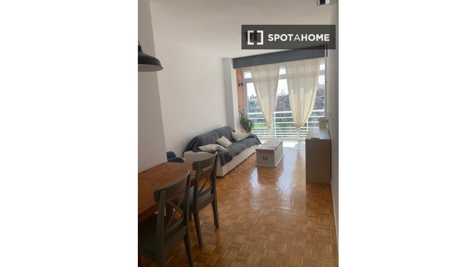 Apartment Madrid, 2 beds, 65m² — photo 1