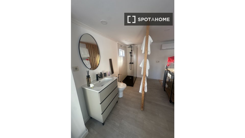 Apartment mono Lisbon — photo 11