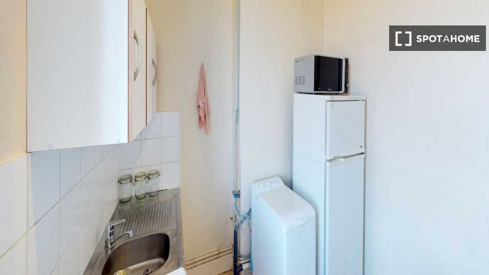Double room Lyon, 3 beds, 70m² — photo 6