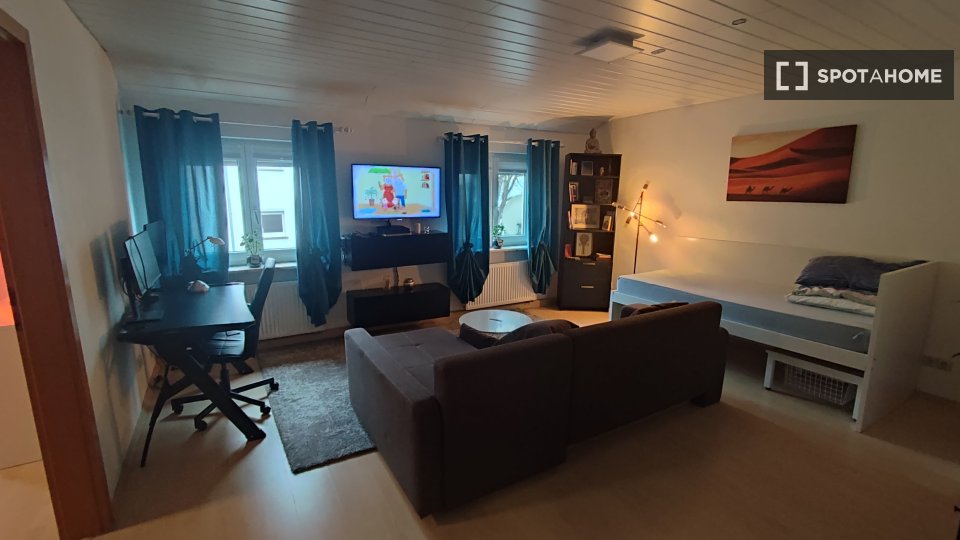 Apartment mono Stuttgart, 60m² — photo 25